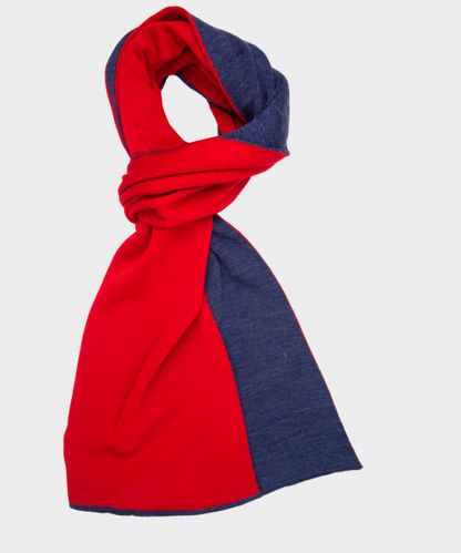 null Red heavy knit scarf