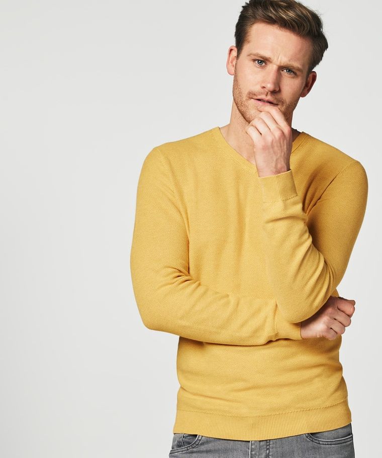 Yellow v-neck pullover
