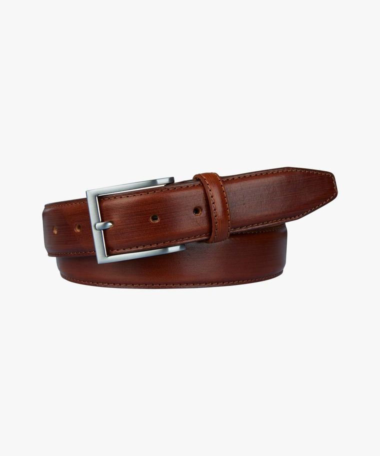 Cognac leather belt