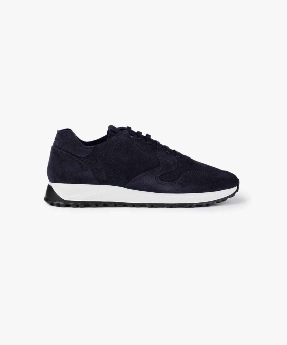 Navy suède runner sneakers