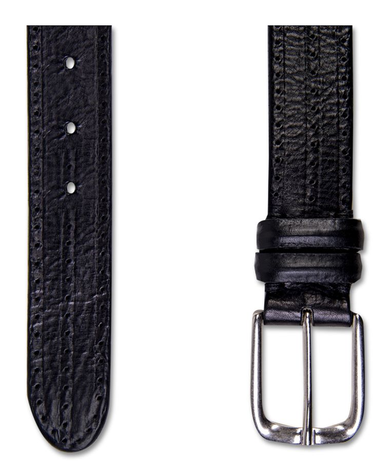 Black jeans leather belt