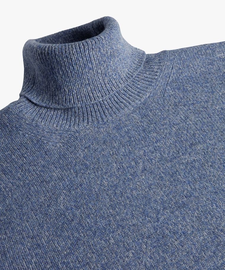 Mid blue woolen turtleneck