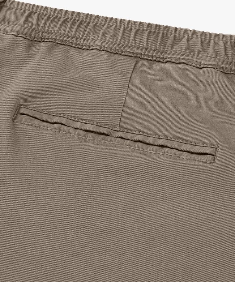 Taupe sportcord chino