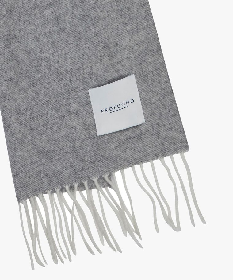 Grey lambswool scarf
