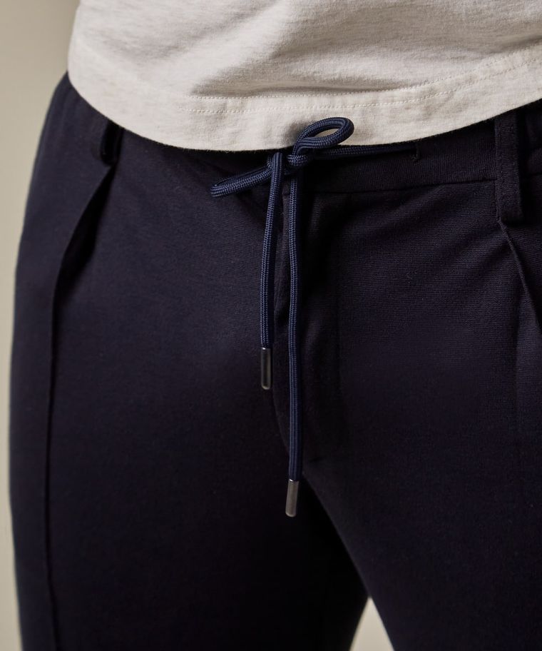 Navy tech knitted slim fit sportcord