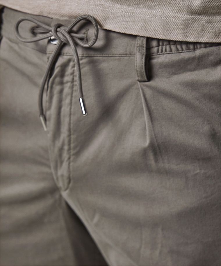 Taupe sportcord shorts