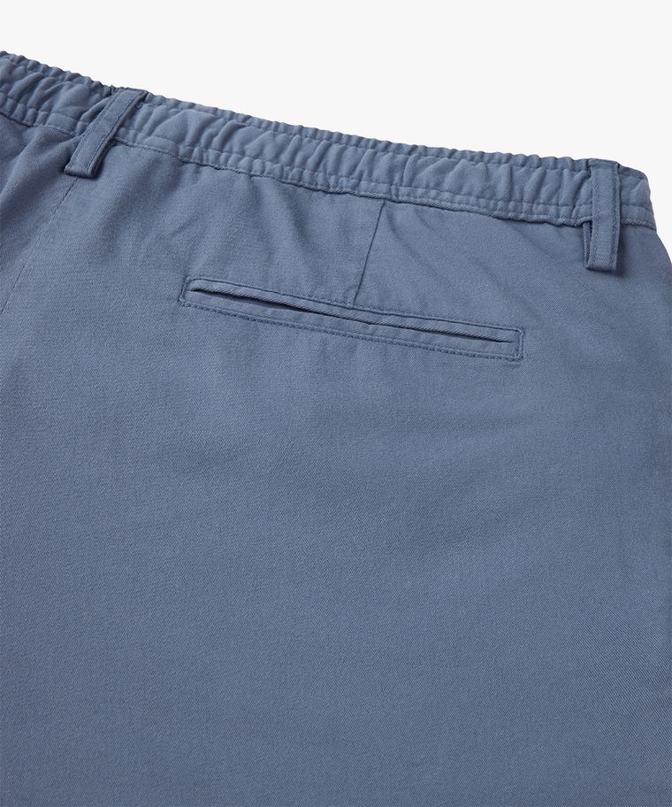 Blaue Sportcord-Shorts